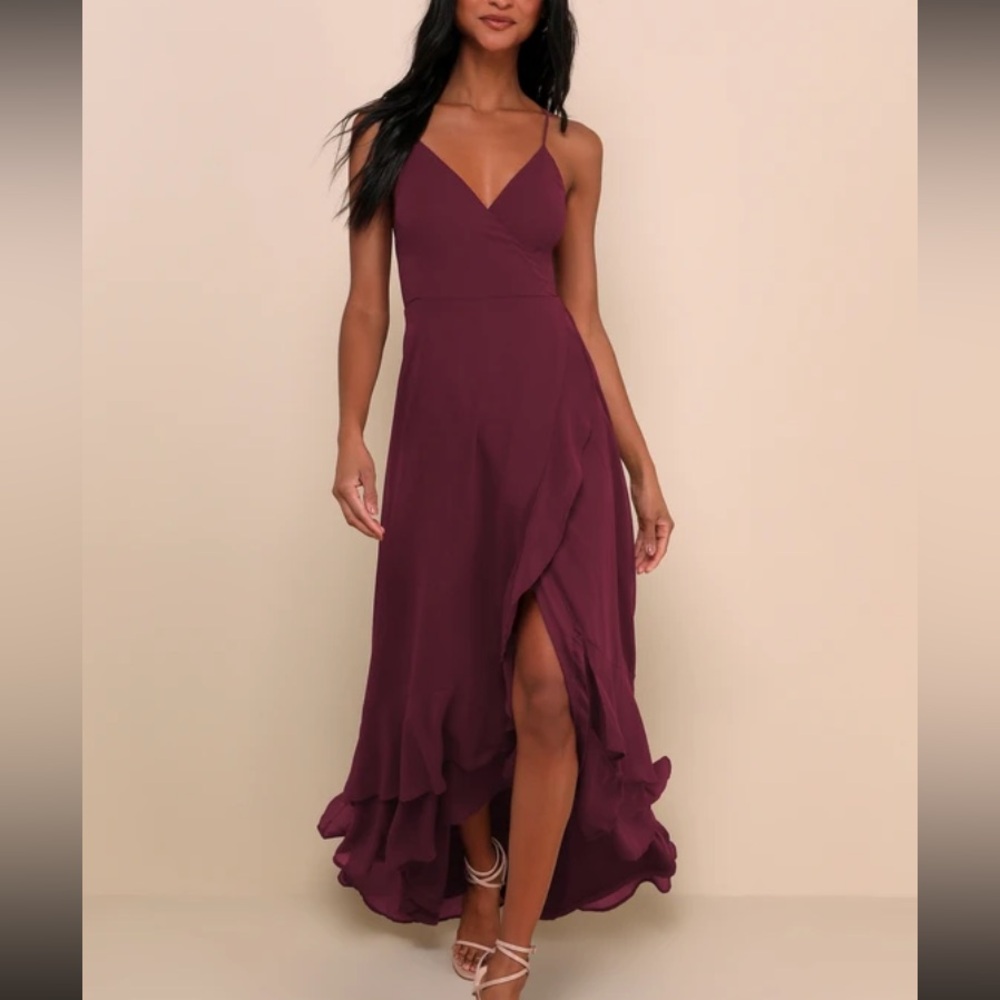 In Love Forever Plum Lace-Up High-Low
Maxi Dress Lulus